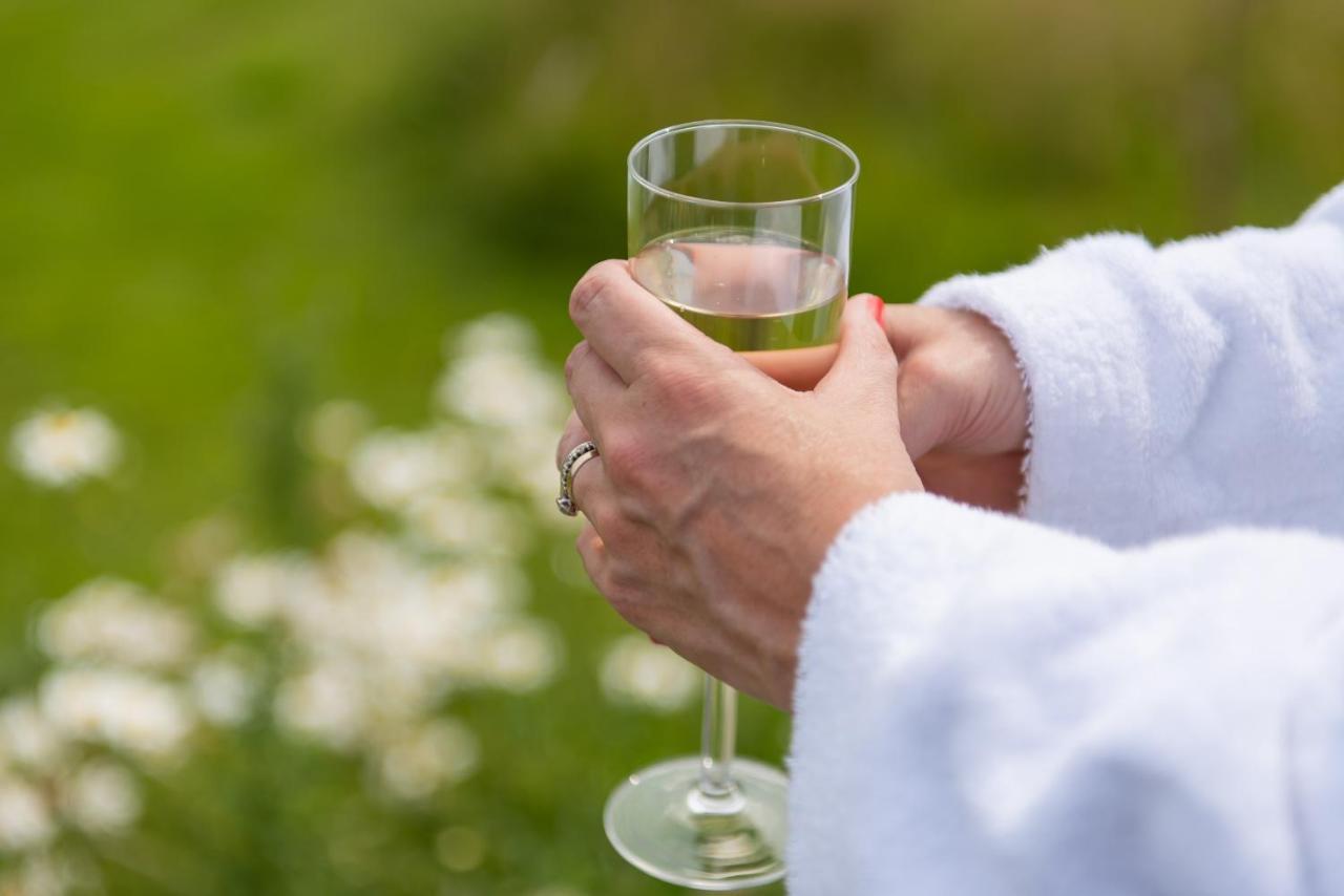 Bonnie Barns - Adults Only Luxury Lodges With Hot Tubs Luss Luaran gambar