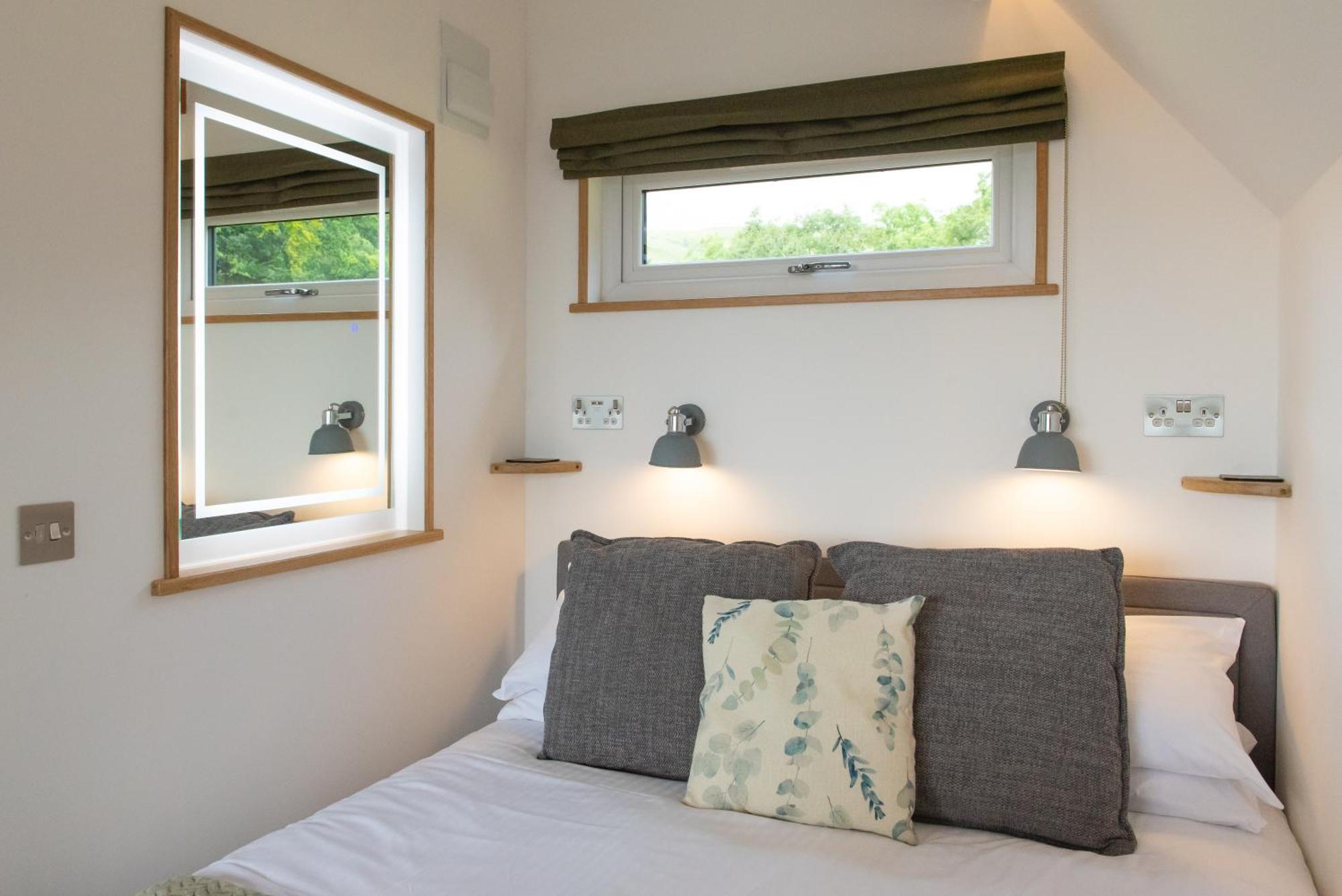 Bonnie Barns - Adults Only Luxury Lodges With Hot Tubs Luss Luaran gambar